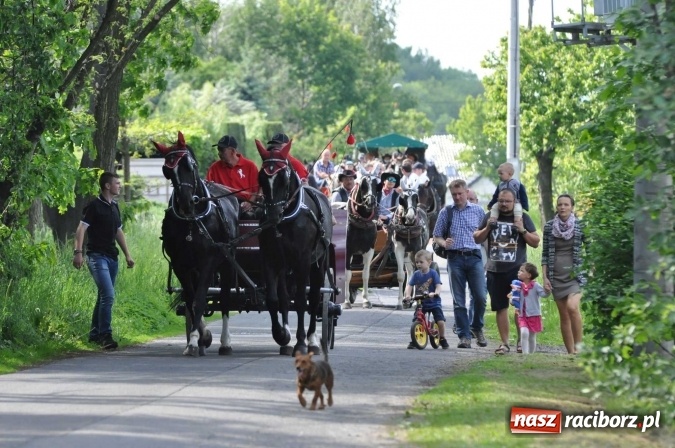 Zdjęcie w galerii na portalu naszraciborz.pl: Brzezie zaprasza na procesję św. Urbana  wiadomości z regionu