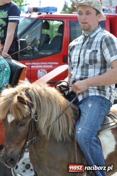 Zdjęcie w galerii na portalu naszraciborz.pl: Brzezie zaprasza na procesję św. Urbana  wiadomości z regionu