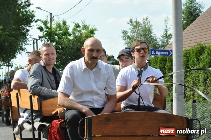 Zdjęcie w galerii na portalu naszraciborz.pl: Brzezie zaprasza na procesję św. Urbana  wiadomości z regionu