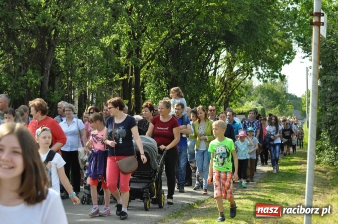 Zdjęcie w galerii na portalu naszraciborz.pl: Brzezie zaprasza na procesję św. Urbana  wiadomości z regionu