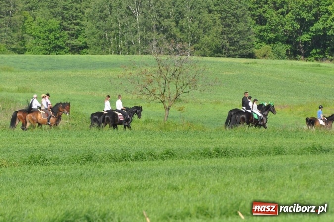 Zdjęcie w galerii na portalu naszraciborz.pl: Brzezie zaprasza na procesję św. Urbana  wiadomości z regionu