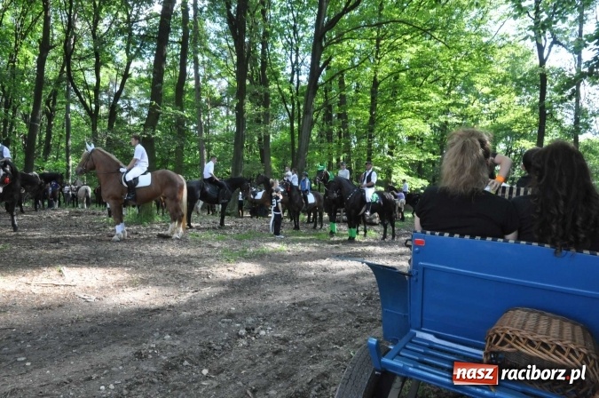 Zdjęcie w galerii na portalu naszraciborz.pl: Brzezie zaprasza na procesję św. Urbana  wiadomości z regionu