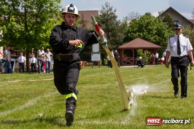 Zdjęcie w galerii na portalu naszraciborz.pl: Górki Śląskie wygrały gminne zawody sportowo-pożarnicze w Szymocicach  wiadomości z regionu