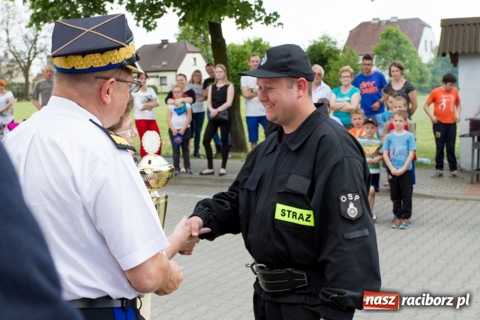 Zdjęcie w galerii na portalu naszraciborz.pl: Górki Śląskie wygrały gminne zawody sportowo-pożarnicze w Szymocicach  wiadomości z regionu