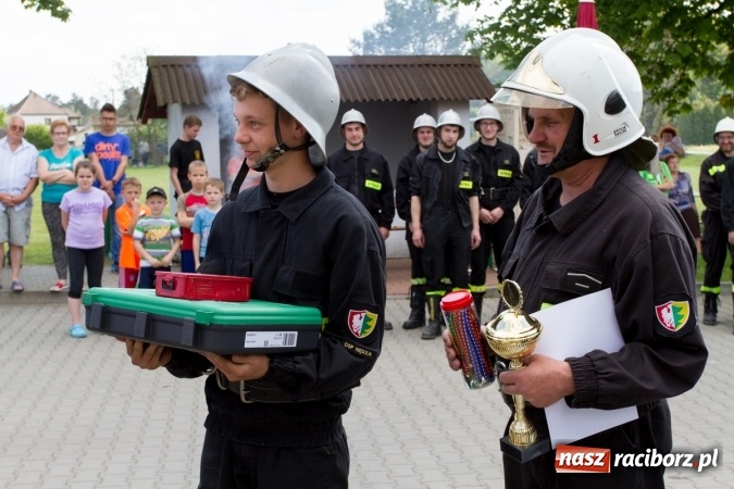 Zdjęcie w galerii na portalu naszraciborz.pl: Górki Śląskie wygrały gminne zawody sportowo-pożarnicze w Szymocicach  wiadomości z regionu