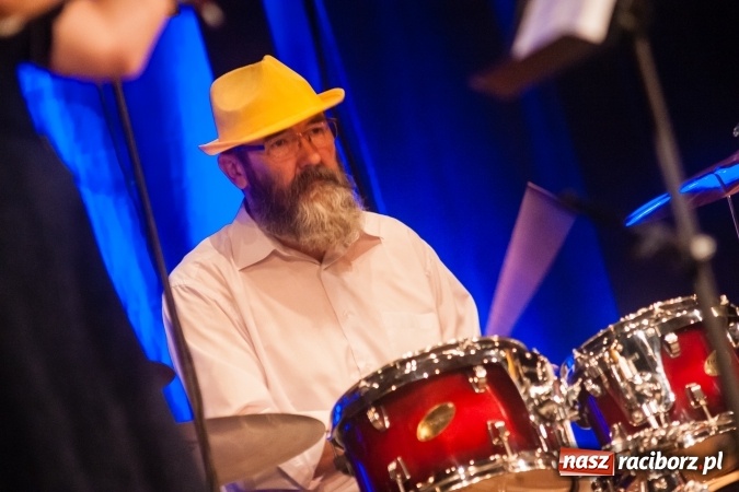 Zdjęcie w galerii na portalu naszraciborz.pl: Koncert Majowy w DK Strzecha wiadomości z regionu