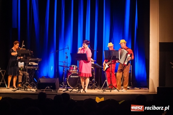 Zdjęcie w galerii na portalu naszraciborz.pl: Koncert Majowy w DK Strzecha wiadomości z regionu