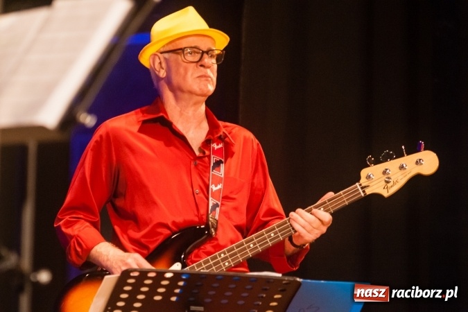 Zdjęcie w galerii na portalu naszraciborz.pl: Koncert Majowy w DK Strzecha wiadomości z regionu