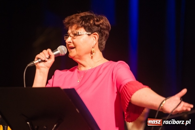 Zdjęcie w galerii na portalu naszraciborz.pl: Koncert Majowy w DK Strzecha wiadomości z regionu