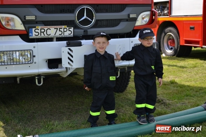 Zdjęcie w galerii na portalu naszraciborz.pl: Strażacy z Roszkowa z nowym rekordem na zawodach w Rudyszwałdzie wiadomości z regionu