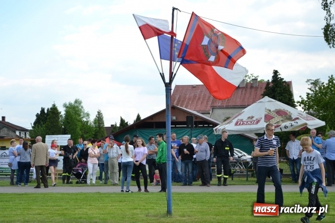 Zdjęcie w galerii na portalu naszraciborz.pl: Strażacy z Roszkowa z nowym rekordem na zawodach w Rudyszwałdzie wiadomości z regionu