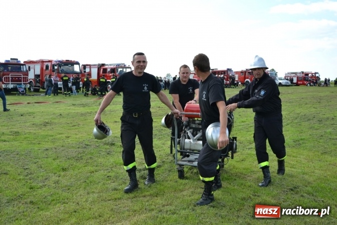 Zdjęcie w galerii na portalu naszraciborz.pl: Strażacy z Roszkowa z nowym rekordem na zawodach w Rudyszwałdzie wiadomości z regionu