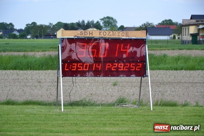 Zdjęcie w galerii na portalu naszraciborz.pl: Strażacy z Roszkowa z nowym rekordem na zawodach w Rudyszwałdzie wiadomości z regionu