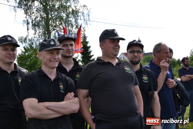 Zdjęcie w galerii na portalu naszraciborz.pl: Strażacy z Roszkowa z nowym rekordem na zawodach w Rudyszwałdzie wiadomości z regionu