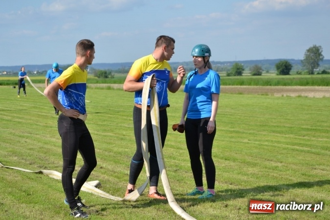 Zdjęcie w galerii na portalu naszraciborz.pl: Strażacy z Roszkowa z nowym rekordem na zawodach w Rudyszwałdzie wiadomości z regionu