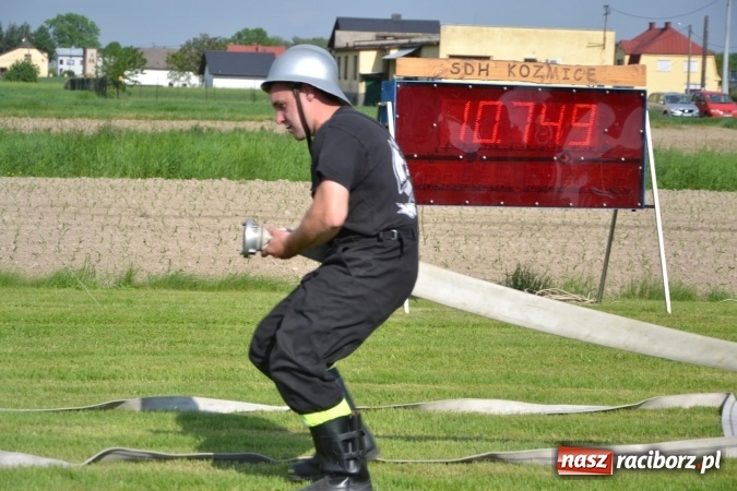 Zdjęcie w galerii na portalu naszraciborz.pl: Strażacy z Roszkowa z nowym rekordem na zawodach w Rudyszwałdzie wiadomości z regionu