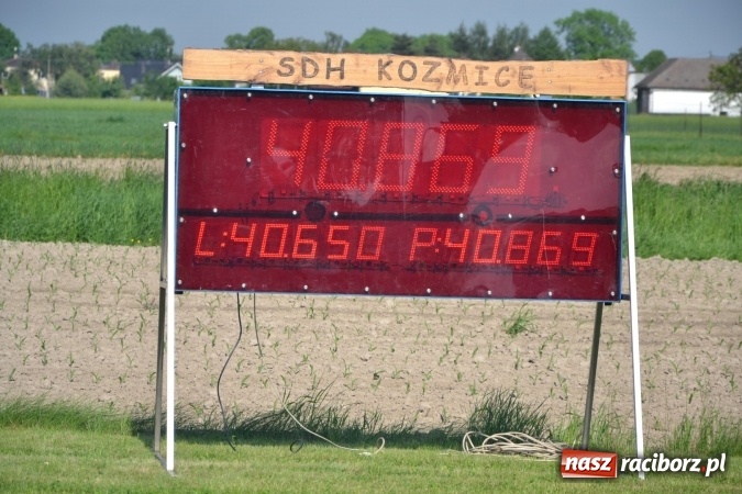 Zdjęcie w galerii na portalu naszraciborz.pl: Strażacy z Roszkowa z nowym rekordem na zawodach w Rudyszwałdzie wiadomości z regionu