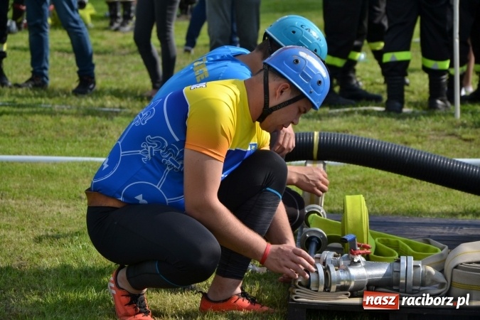 Zdjęcie w galerii na portalu naszraciborz.pl: Strażacy z Roszkowa z nowym rekordem na zawodach w Rudyszwałdzie wiadomości z regionu