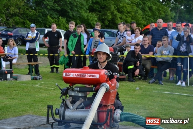 Zdjęcie w galerii na portalu naszraciborz.pl: Strażacy z Roszkowa z nowym rekordem na zawodach w Rudyszwałdzie wiadomości z regionu