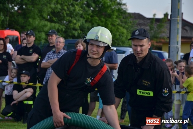 Zdjęcie w galerii na portalu naszraciborz.pl: Strażacy z Roszkowa z nowym rekordem na zawodach w Rudyszwałdzie wiadomości z regionu