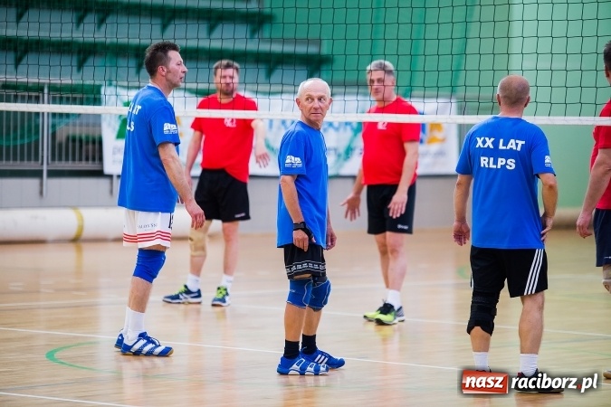 Zdjęcie w galerii na portalu naszraciborz.pl: XX-lecie Raciborskiej Ligi Piłki Siatkowej wiadomości z regionu