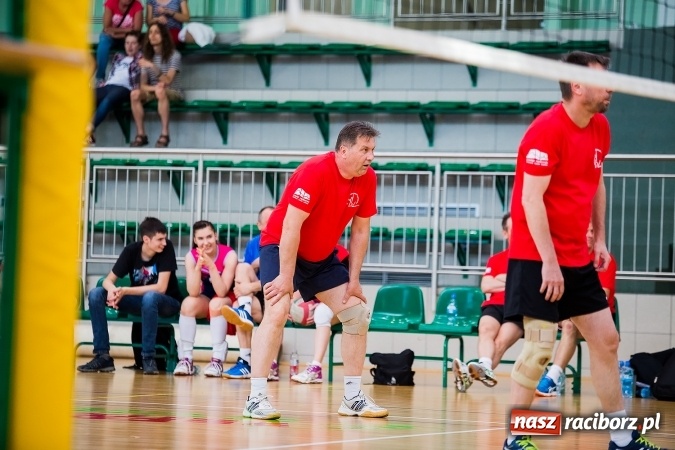 Zdjęcie w galerii na portalu naszraciborz.pl: XX-lecie Raciborskiej Ligi Piłki Siatkowej wiadomości z regionu