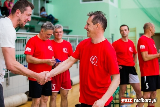 Zdjęcie w galerii na portalu naszraciborz.pl: XX-lecie Raciborskiej Ligi Piłki Siatkowej wiadomości z regionu