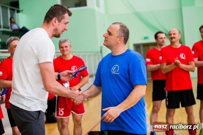 Zdjęcie w galerii na portalu naszraciborz.pl: XX-lecie Raciborskiej Ligi Piłki Siatkowej wiadomości z regionu