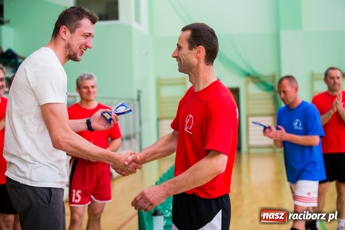 Zdjęcie w galerii na portalu naszraciborz.pl: XX-lecie Raciborskiej Ligi Piłki Siatkowej wiadomości z regionu