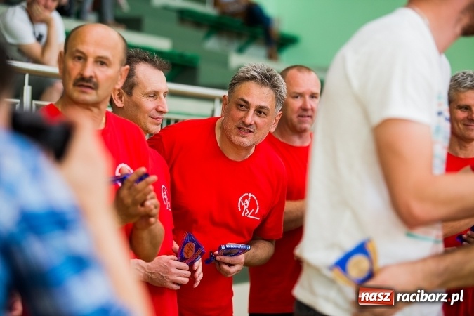 Zdjęcie w galerii na portalu naszraciborz.pl: XX-lecie Raciborskiej Ligi Piłki Siatkowej wiadomości z regionu