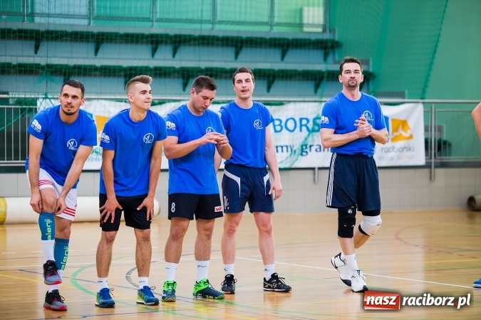 Zdjęcie w galerii na portalu naszraciborz.pl: XX-lecie Raciborskiej Ligi Piłki Siatkowej wiadomości z regionu