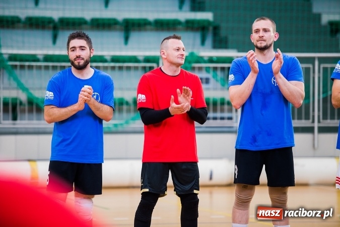 Zdjęcie w galerii na portalu naszraciborz.pl: XX-lecie Raciborskiej Ligi Piłki Siatkowej wiadomości z regionu