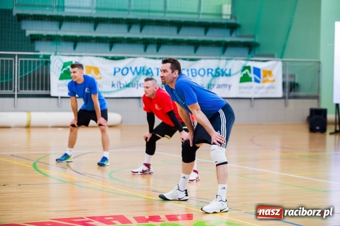 Zdjęcie w galerii na portalu naszraciborz.pl: XX-lecie Raciborskiej Ligi Piłki Siatkowej wiadomości z regionu