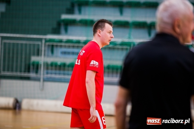 Zdjęcie w galerii na portalu naszraciborz.pl: XX-lecie Raciborskiej Ligi Piłki Siatkowej wiadomości z regionu