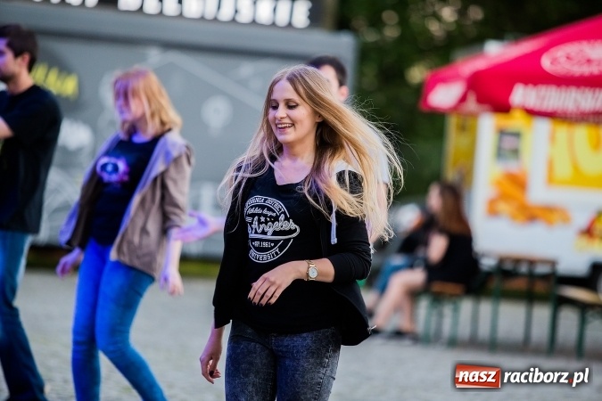 Zdjęcie w galerii na portalu naszraciborz.pl: Zlot fanów zespołu The Prodigy na Zamku Piastowskim wiadomości z regionu