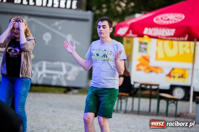 Zdjęcie w galerii na portalu naszraciborz.pl: Zlot fanów zespołu The Prodigy na Zamku Piastowskim wiadomości z regionu