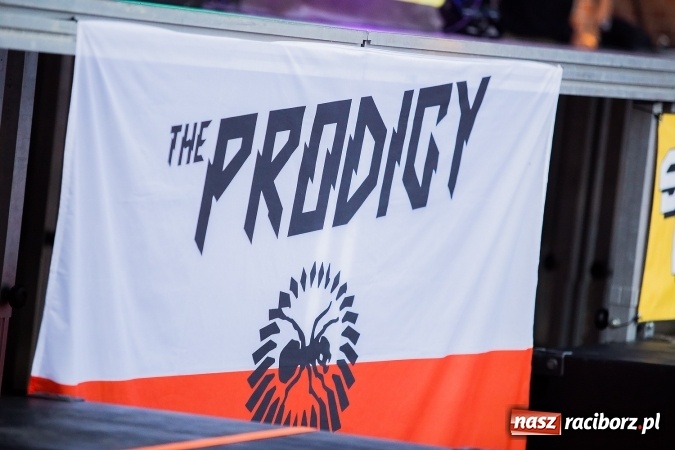 Zdjęcie w galerii na portalu naszraciborz.pl: Zlot fanów zespołu The Prodigy na Zamku Piastowskim wiadomości z regionu