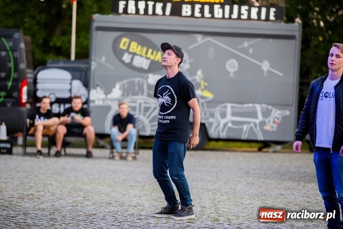 Zdjęcie w galerii na portalu naszraciborz.pl: Zlot fanów zespołu The Prodigy na Zamku Piastowskim wiadomości z regionu