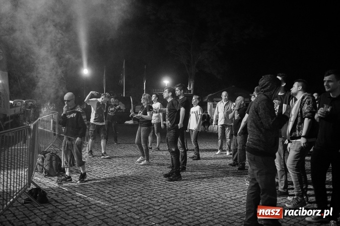 Zdjęcie w galerii na portalu naszraciborz.pl: Zlot fanów zespołu The Prodigy na Zamku Piastowskim wiadomości z regionu