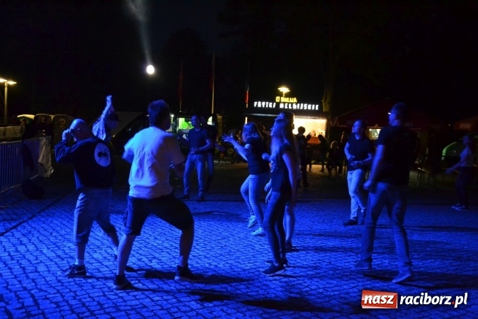 Zdjęcie w galerii na portalu naszraciborz.pl: Zlot fanów zespołu The Prodigy na Zamku Piastowskim wiadomości z regionu