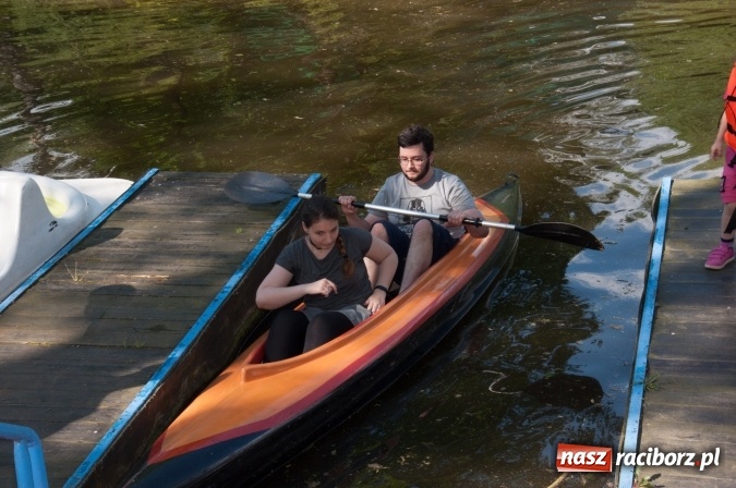 Zdjęcie w galerii na portalu naszraciborz.pl: Rodzinna Olimpiada z okazji Dnia Dziecka. Pracownicy SGL Carbon na pikniku w Aquabrax Szymocice wiadomości z regionu