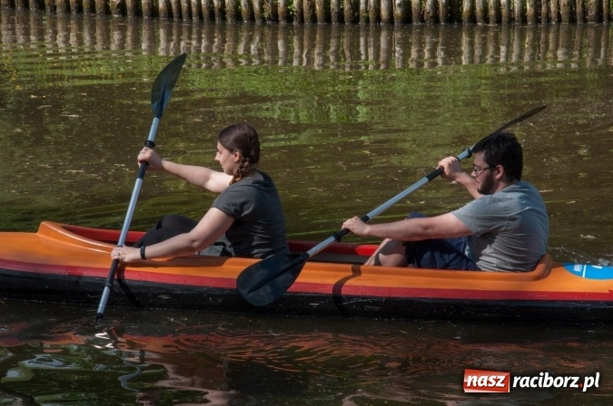 Zdjęcie w galerii na portalu naszraciborz.pl: Rodzinna Olimpiada z okazji Dnia Dziecka. Pracownicy SGL Carbon na pikniku w Aquabrax Szymocice wiadomości z regionu
