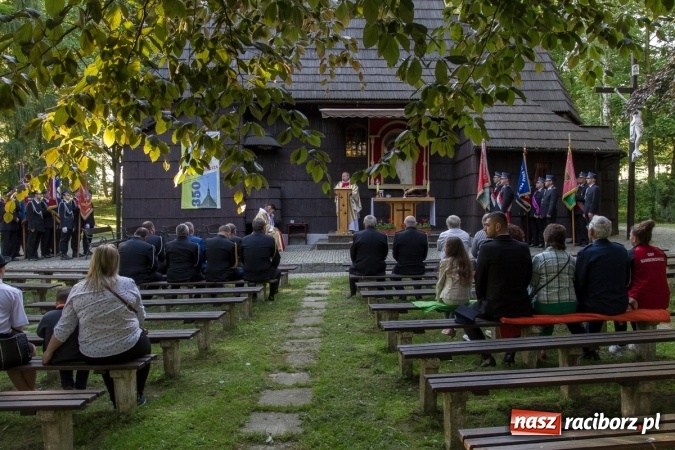 Zdjęcie w galerii na portalu naszraciborz.pl: Jak co roku w Pietrowicach Wielkich odbyły się tradycyjne obchody Dnia Strażaka wiadomości z regionu