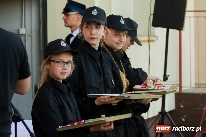 Zdjęcie w galerii na portalu naszraciborz.pl: Jak co roku w Pietrowicach Wielkich odbyły się tradycyjne obchody Dnia Strażaka wiadomości z regionu