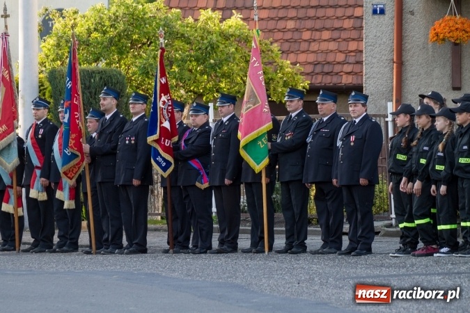 Zdjęcie w galerii na portalu naszraciborz.pl: Jak co roku w Pietrowicach Wielkich odbyły się tradycyjne obchody Dnia Strażaka wiadomości z regionu