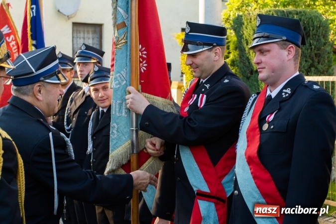 Zdjęcie w galerii na portalu naszraciborz.pl: Jak co roku w Pietrowicach Wielkich odbyły się tradycyjne obchody Dnia Strażaka wiadomości z regionu