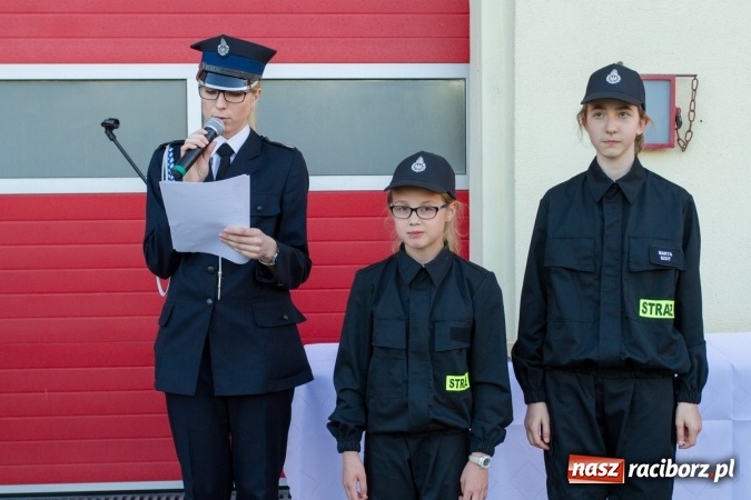 Zdjęcie w galerii na portalu naszraciborz.pl: Jak co roku w Pietrowicach Wielkich odbyły się tradycyjne obchody Dnia Strażaka wiadomości z regionu
