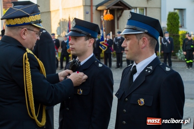 Zdjęcie w galerii na portalu naszraciborz.pl: Jak co roku w Pietrowicach Wielkich odbyły się tradycyjne obchody Dnia Strażaka wiadomości z regionu
