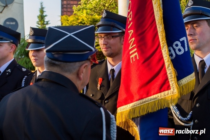Zdjęcie w galerii na portalu naszraciborz.pl: Jak co roku w Pietrowicach Wielkich odbyły się tradycyjne obchody Dnia Strażaka wiadomości z regionu