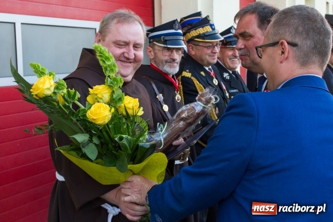 Zdjęcie w galerii na portalu naszraciborz.pl: Jak co roku w Pietrowicach Wielkich odbyły się tradycyjne obchody Dnia Strażaka wiadomości z regionu